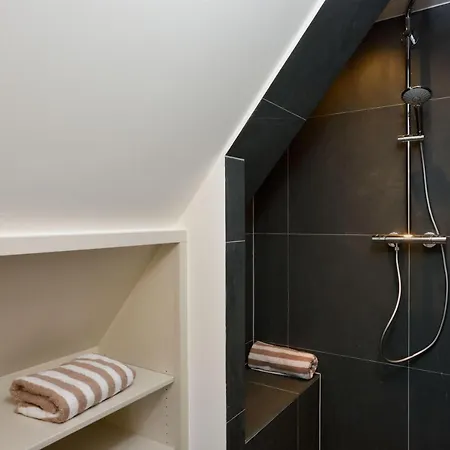公寓 Witthues-15-stilvoll-renovierte-2-zi-wohnung-unter-reet *