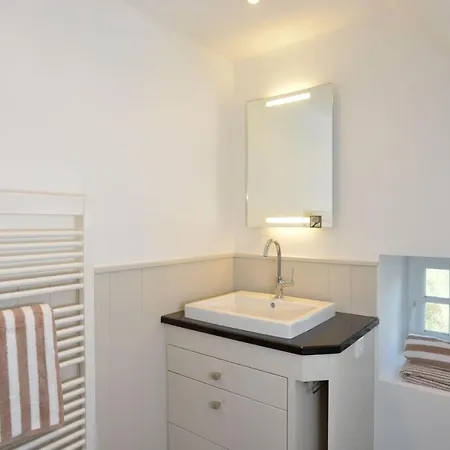 Witthues-15-stilvoll-renovierte-2-zi-wohnung-unter-reet 公寓 文尼斯塔特